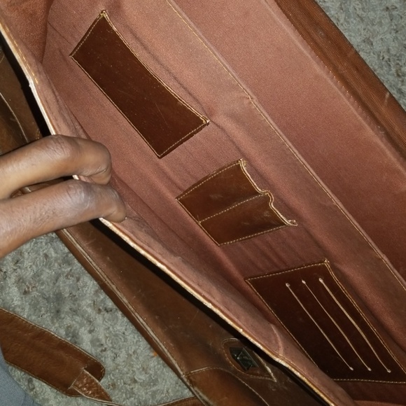 Shoulder Bag - Picture 4 of 4